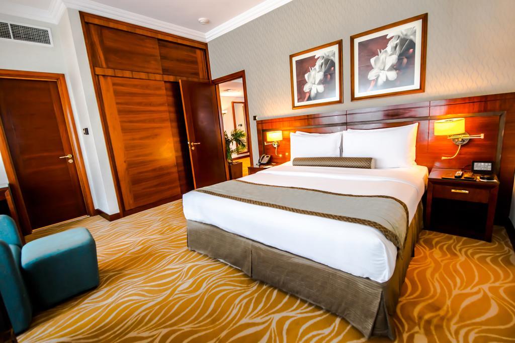 Grand Mercure Majlis Residences 5*